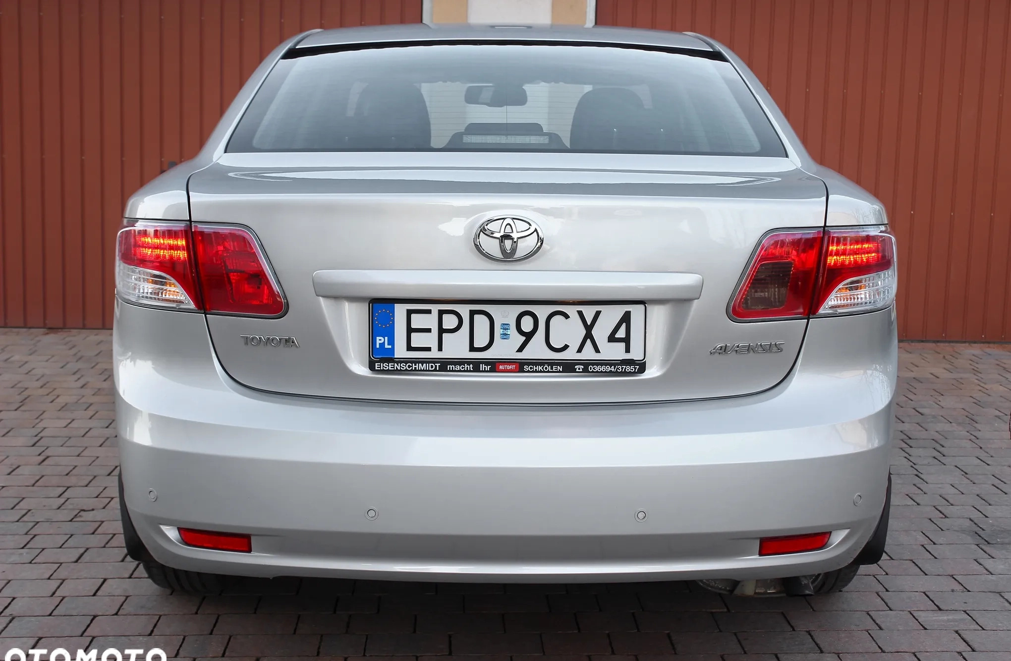 Toyota Avensis cena 41000 przebieg: 84000, rok produkcji 2011 z Poddębice małe 379